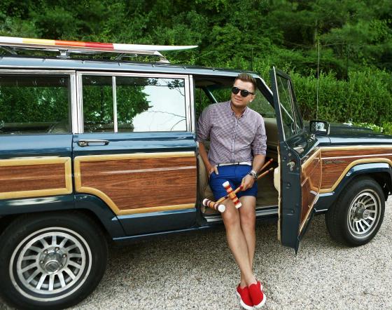 Евгений Фист внутри Jeep Grand Wagoneer 1986